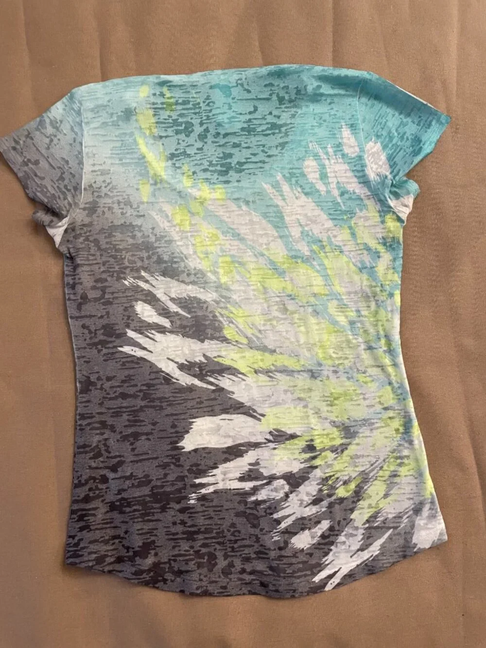 North Face T-Shirt Women's Size M Sheer Breathable Athleisure Hiking Outdoors - Picture 6 of 6